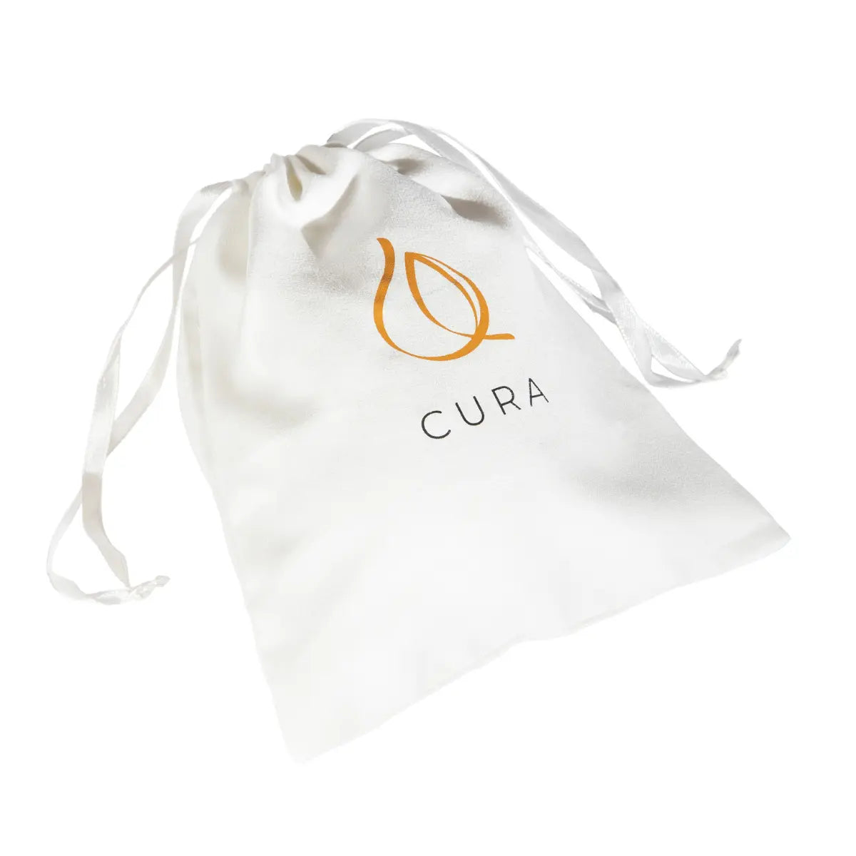 Wit katoenen opbergzakje voorzien van het gouden Cura logo.